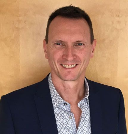 Head and shoulder photo of MD Steve Ham